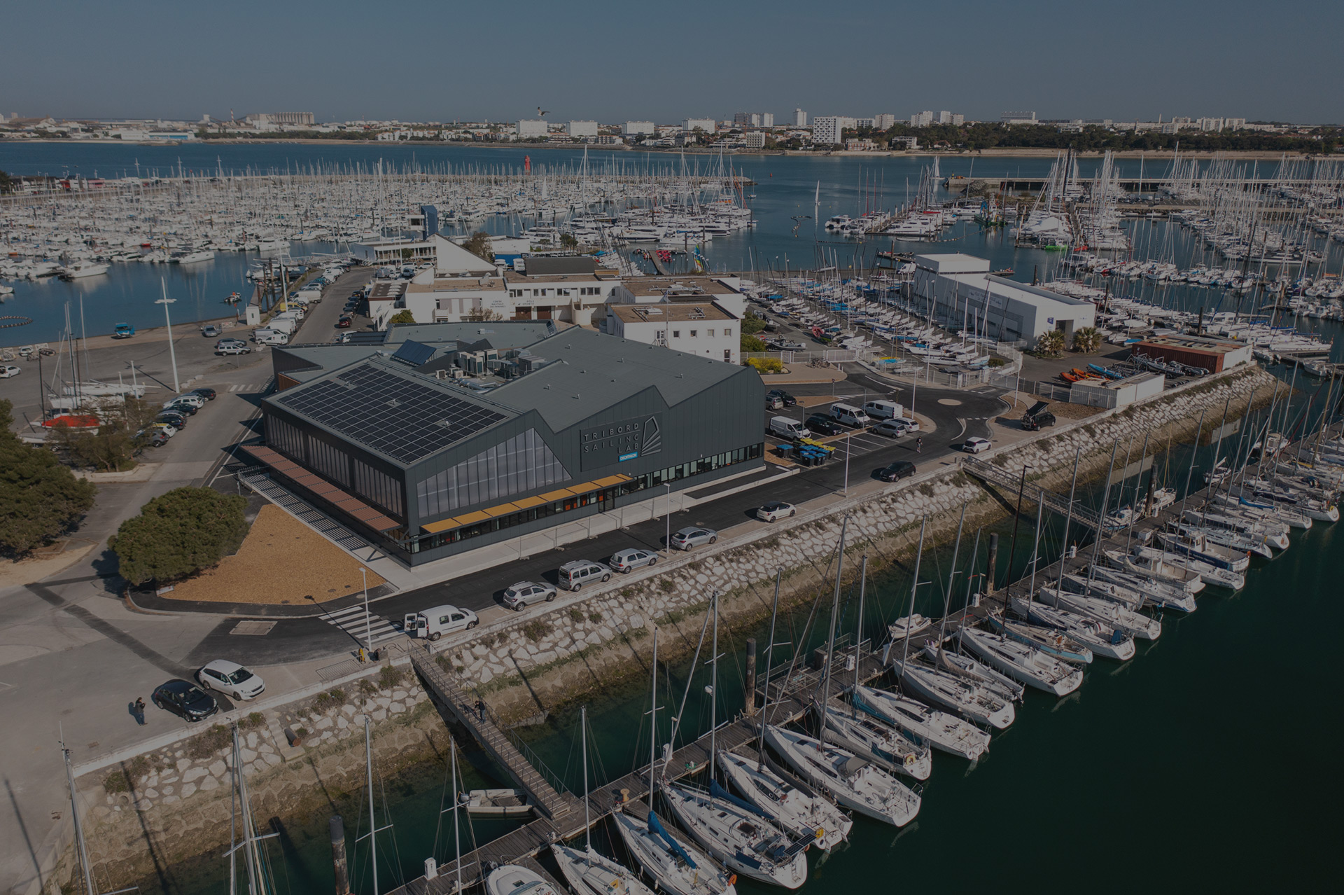 Welcome in the new Tribord Sailing Lab of La Rochelle