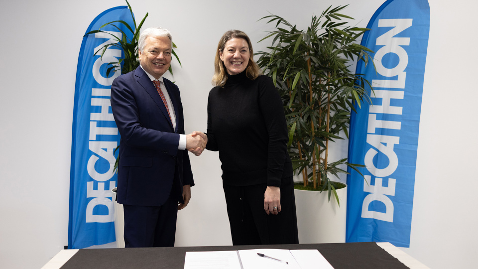 DECATHLON SIGNS SUSTAINABLE CONSUMPTION PLEDGE